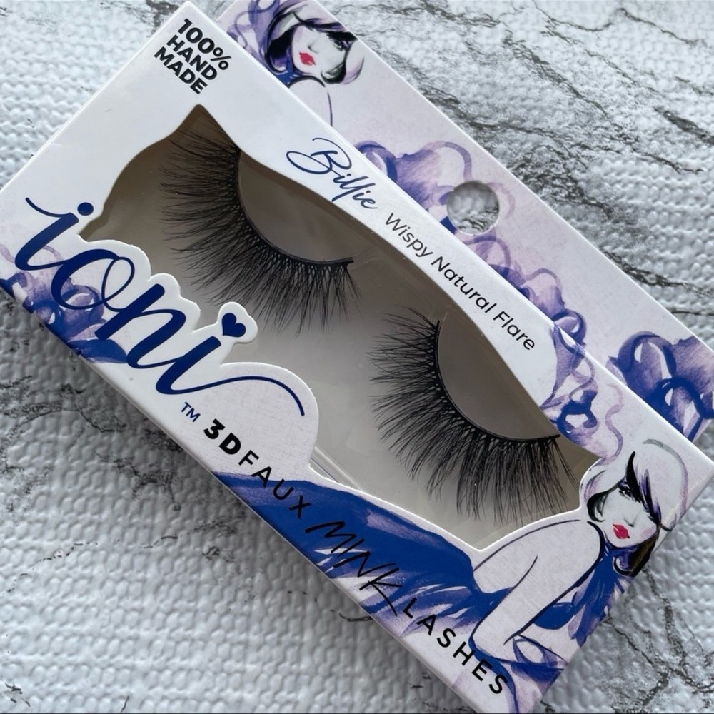 Ioni Lashes